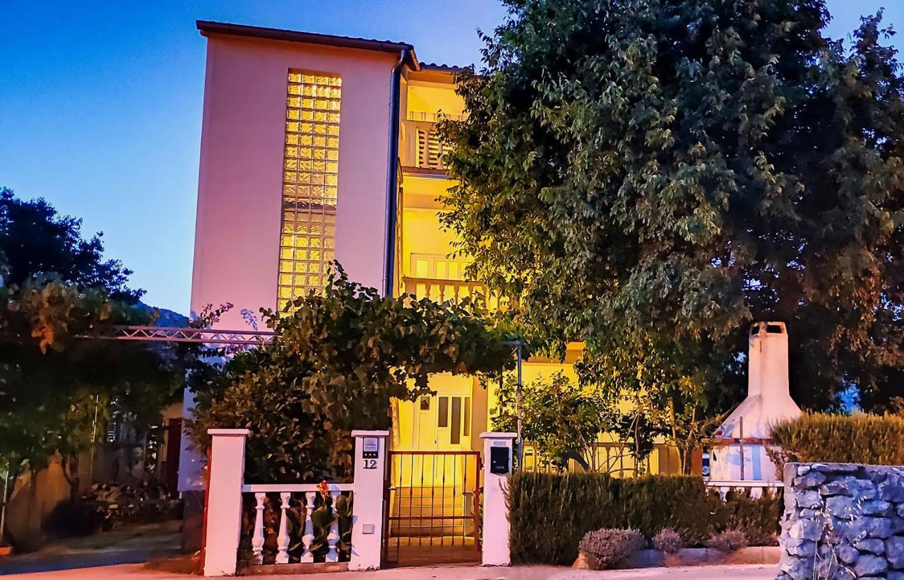 Apartment Amigo Seline ภายนอก รูปภาพ
