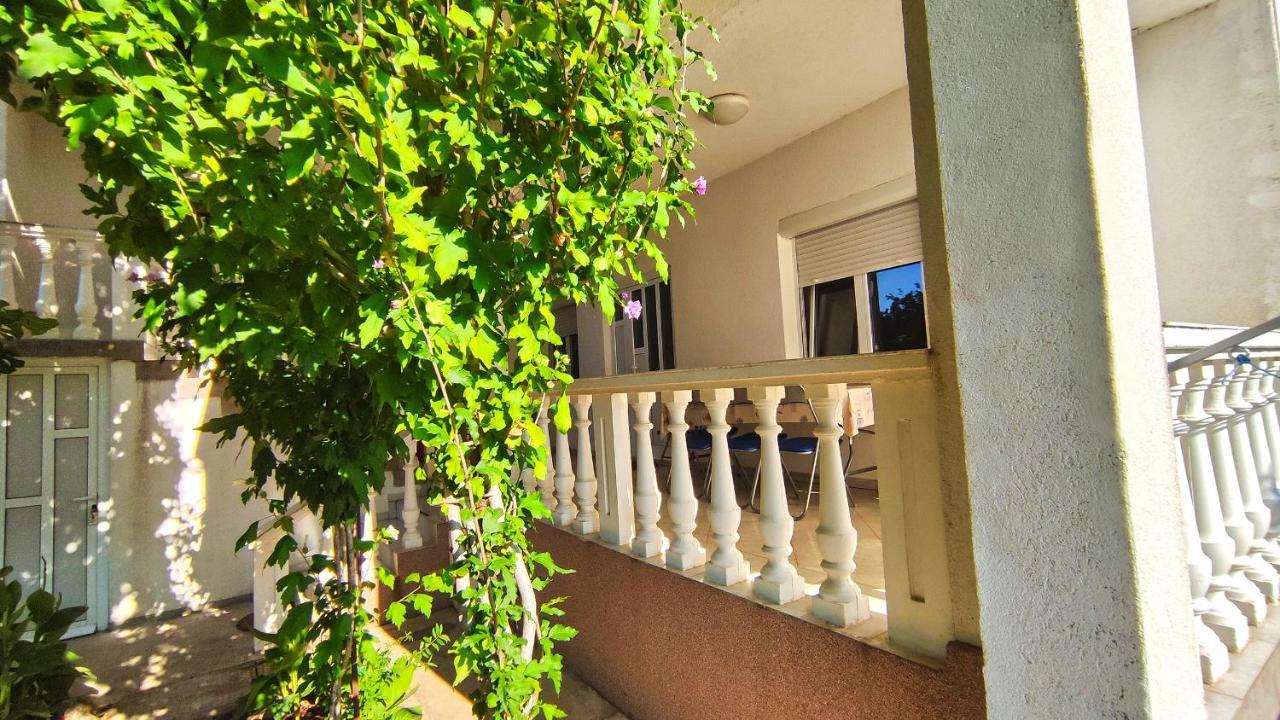 Apartment Amigo Seline ภายนอก รูปภาพ