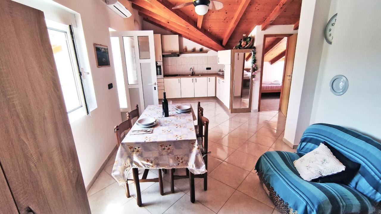 Apartment Amigo Seline ภายนอก รูปภาพ