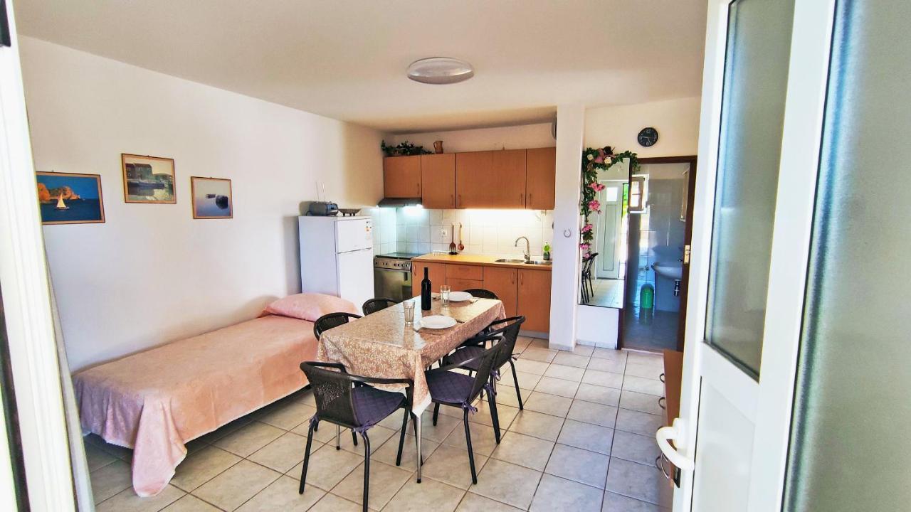 Apartment Amigo Seline ภายนอก รูปภาพ