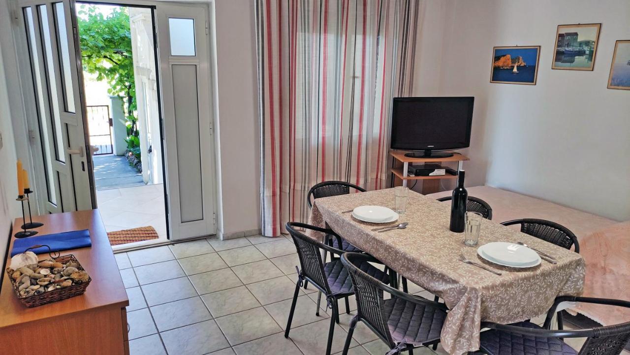 Apartment Amigo Seline ภายนอก รูปภาพ